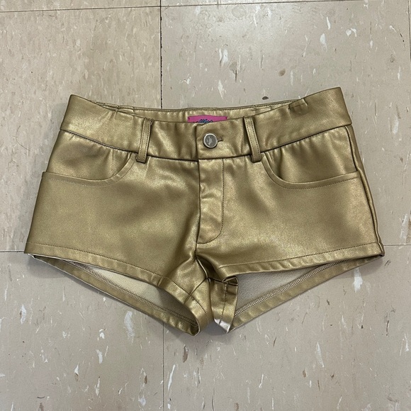 Edikted Pants - Gold Leather Shorts